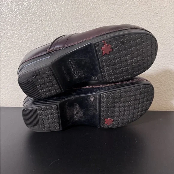 Dansko Professional Cordovan Smooth Leather Clogs size 40 - Picture 7 of 7